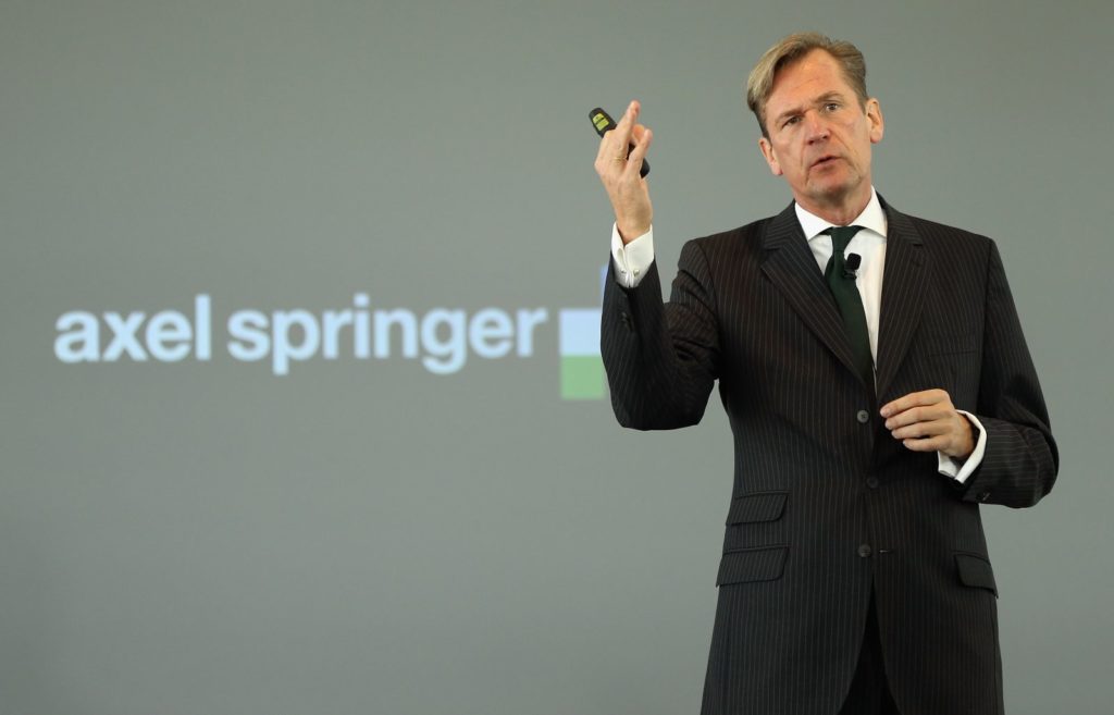 Why Axel Springer is emigrating - Flashes & Flames